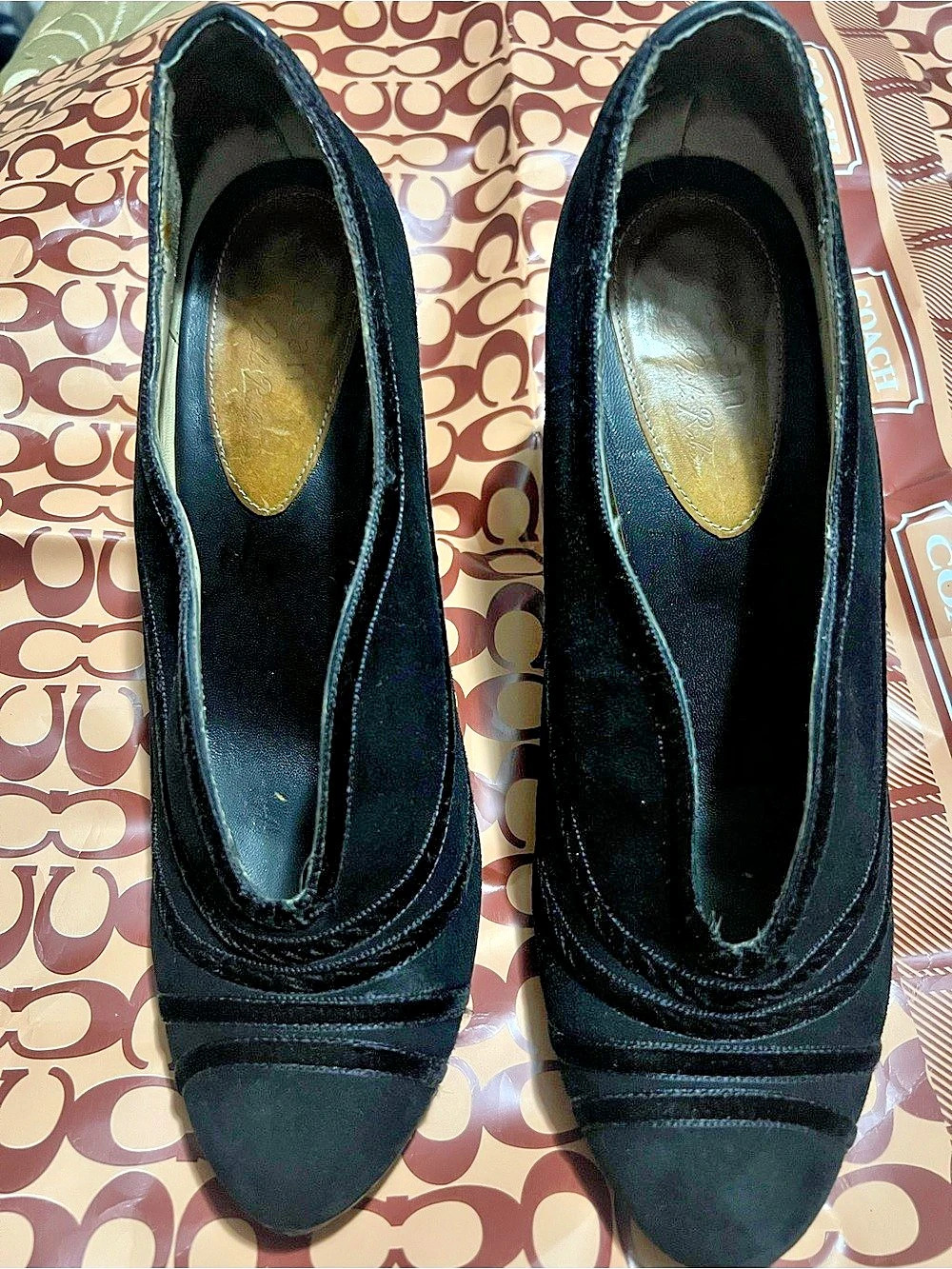 Rare Vtg Te’ Casan NY Limited Edition Suade Heels Black Eu 41 US 10.5
